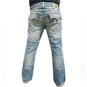 True Religion Men Denim Blue distressed straight with flaps COWL jeans 36